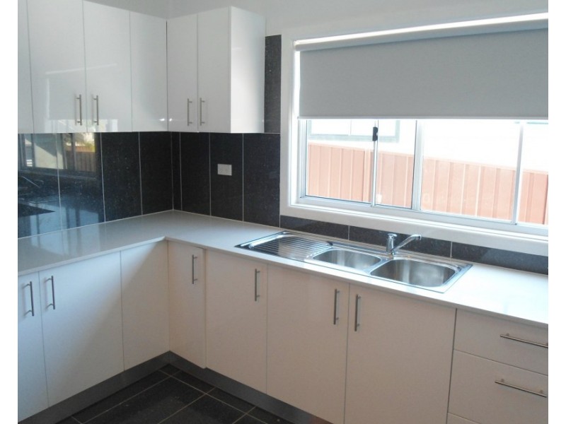 2 Dalziel Avenue, Panania NSW 2213