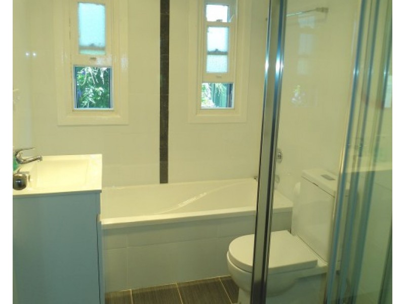 2 Dalziel Avenue, Panania NSW 2213