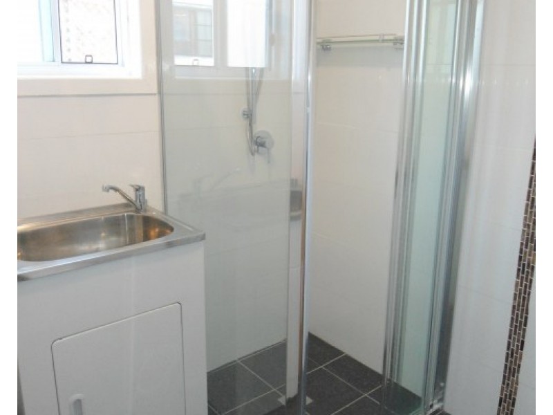 2 Dalziel Avenue, Panania NSW 2213