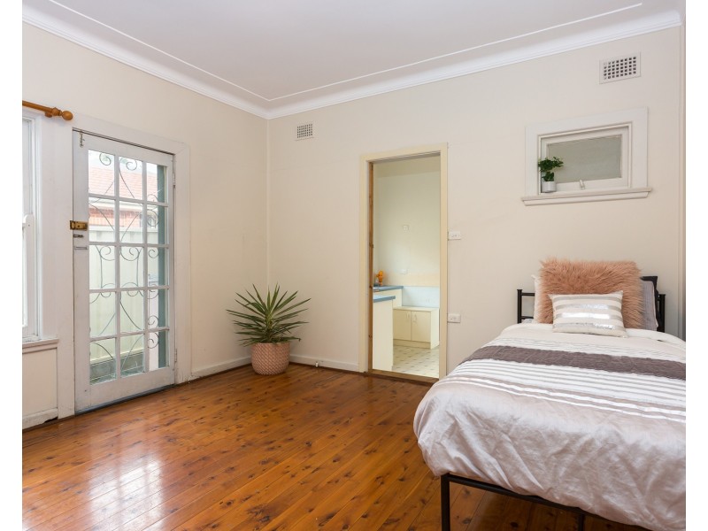 57 Maclaurin Avenue, East Hills NSW 2213