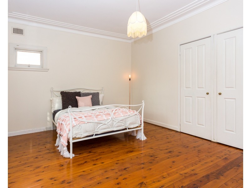 57 Maclaurin Avenue, East Hills NSW 2213