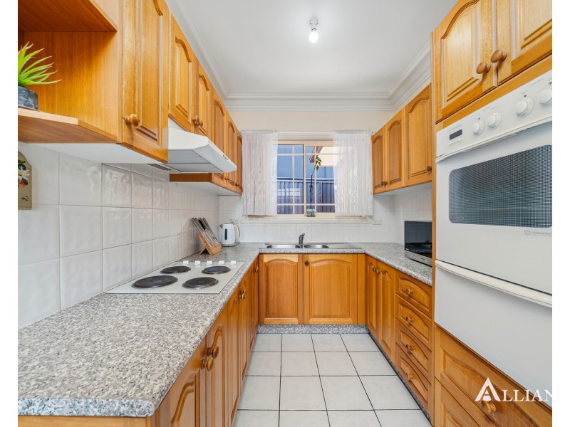 3/14 Cook Crescent, East Hills NSW 2213