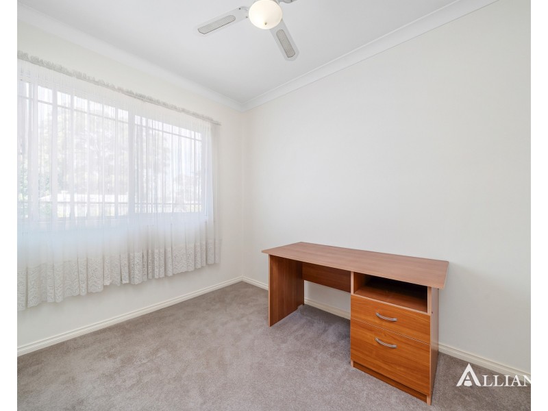 3/14 Cook Crescent, East Hills NSW 2213