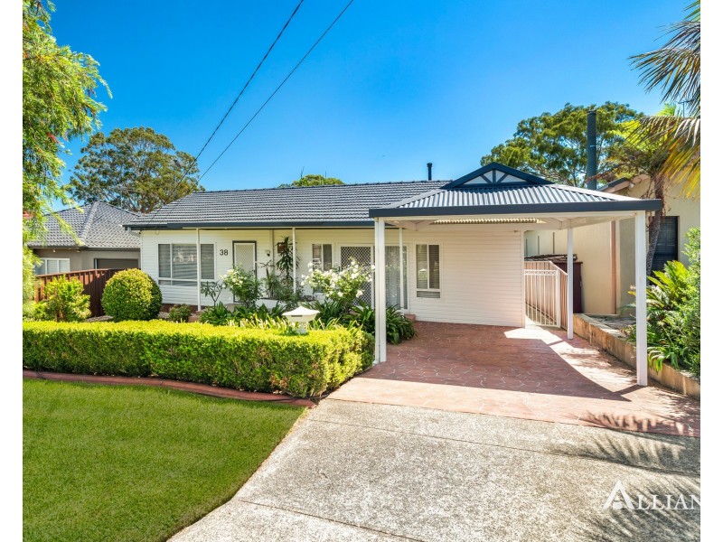 38 Malvern Street, Panania NSW 2213