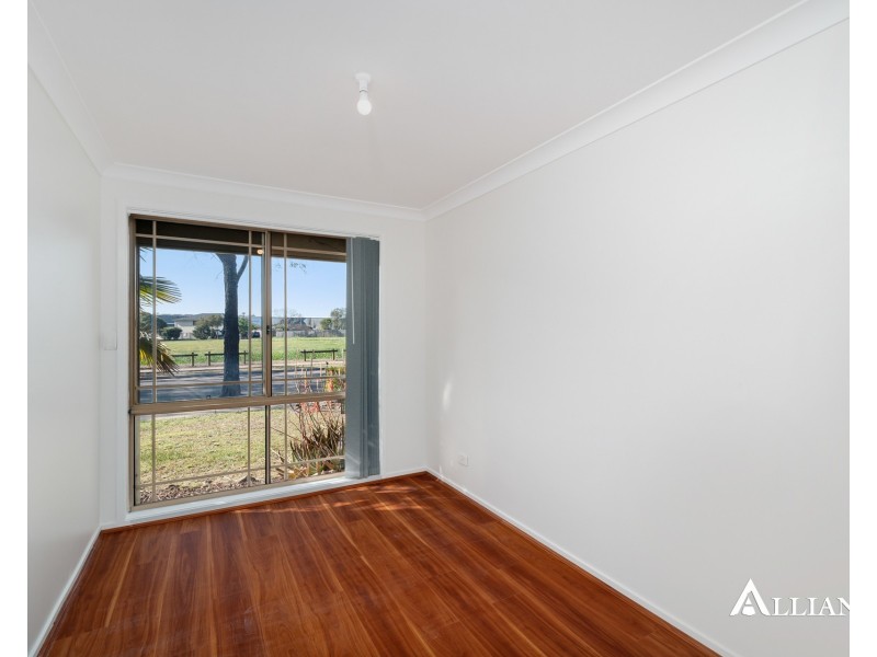 16 Braidwood Drive, Prestons NSW 2170