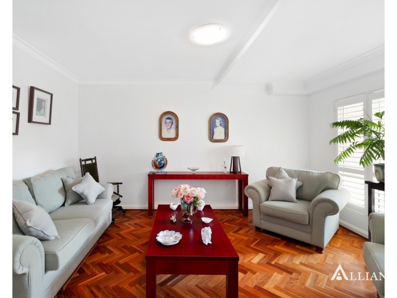 8/837 Henry Lawson Drive, Picnic Point NSW 2213