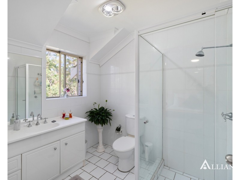 8/837 Henry Lawson Drive, Picnic Point NSW 2213