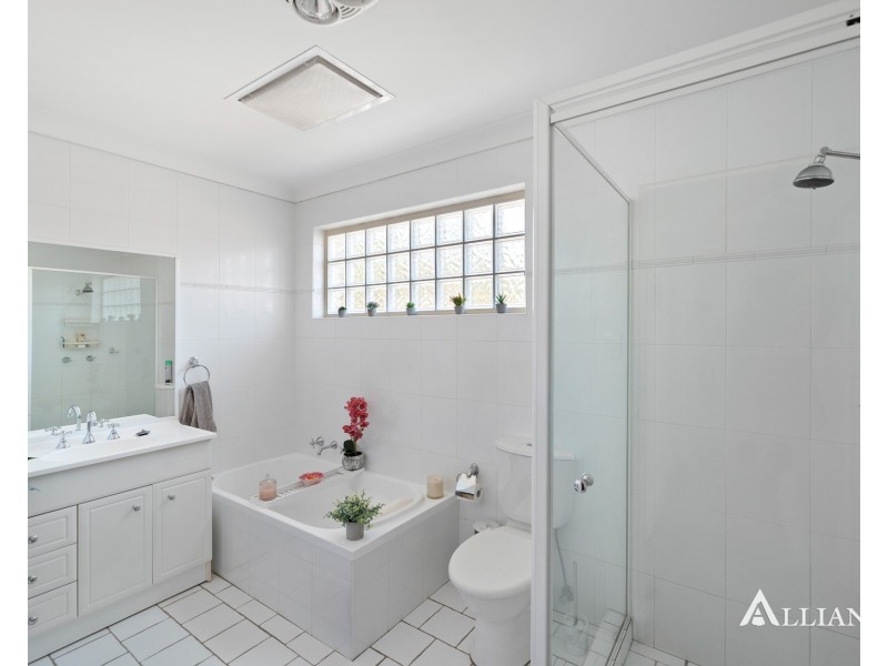 8/837 Henry Lawson Drive, Picnic Point NSW 2213