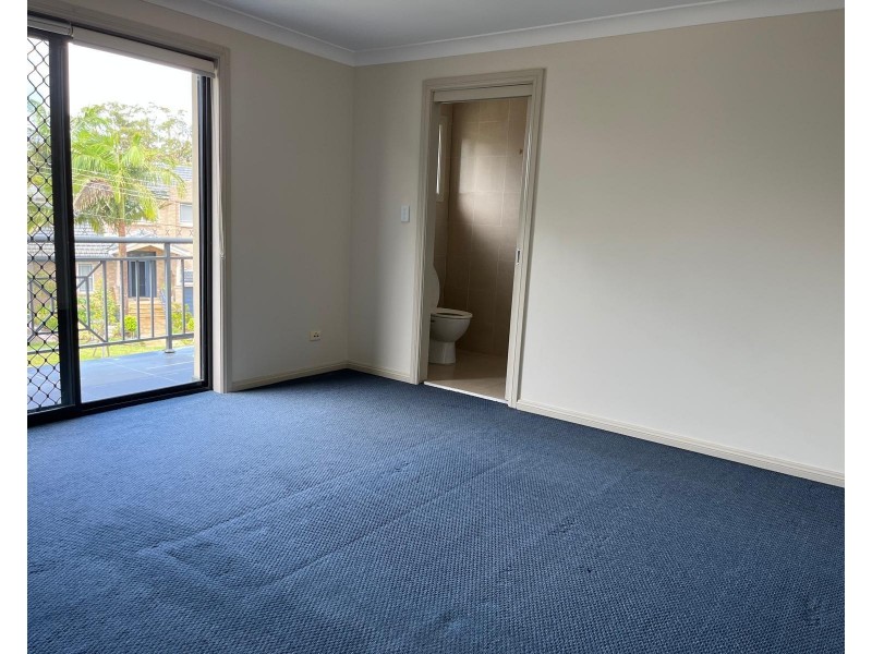 4 Fewtrell Avenue, Revesby Heights NSW 2212