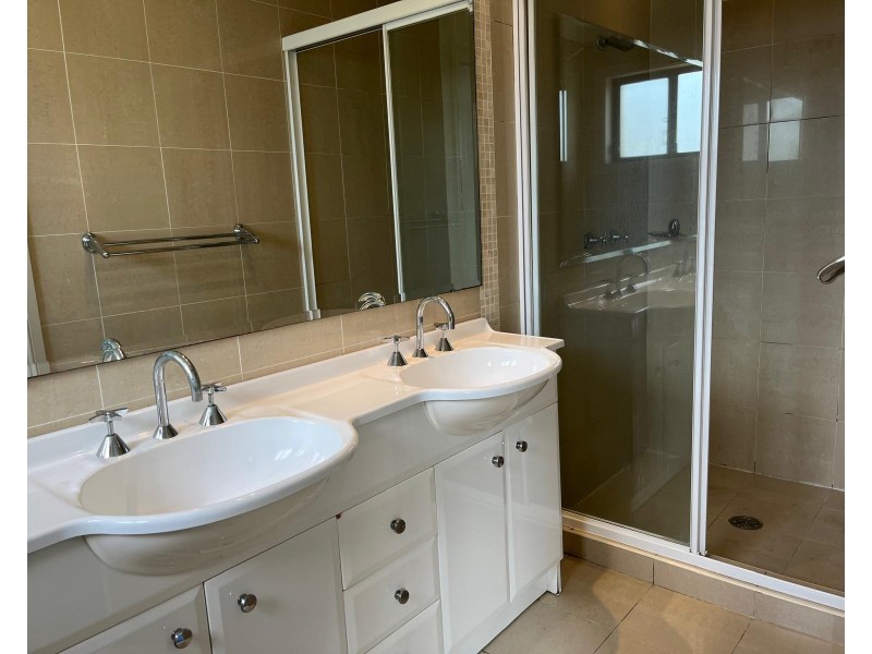 4 Fewtrell Avenue, Revesby Heights NSW 2212