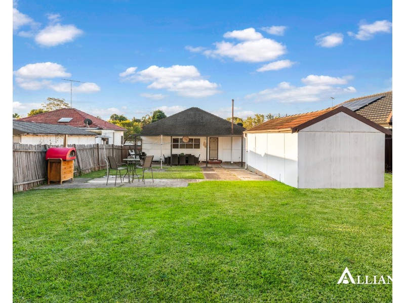 17 Rowland Street, Revesby NSW 2212
