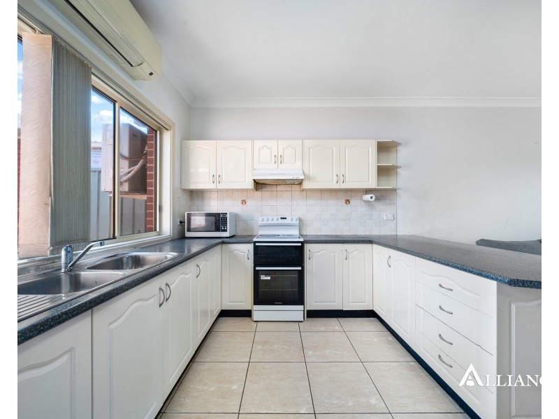 2/71 Tower Street, Panania NSW 2213
