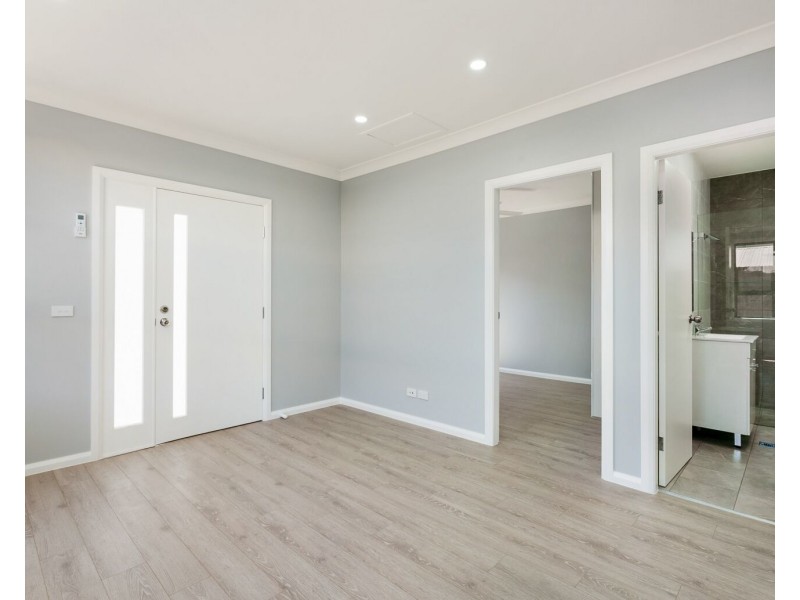 1/2 Freda Street, Panania NSW 2213