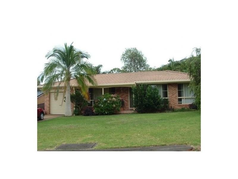 16 Wiruna Road, Port Macquarie NSW 2444