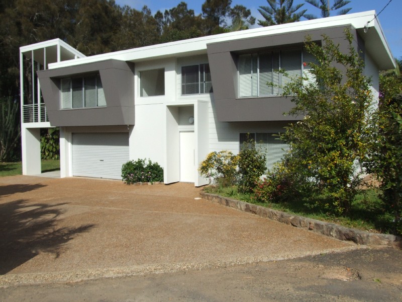 8 Sunnyside Crescent, Port Macquarie NSW 2444