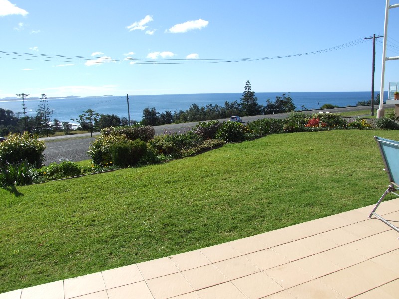 2/10 Burrawan Street, Port Macquarie NSW 2444