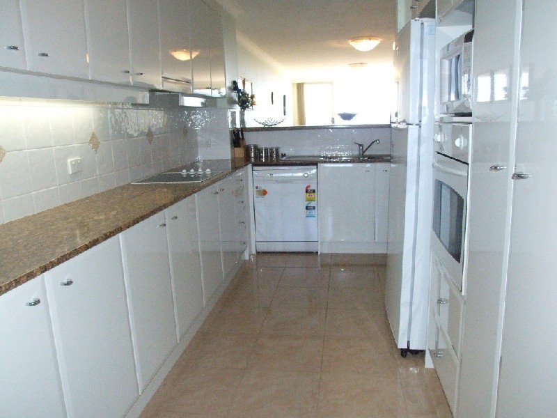 2/10 Burrawan Street, Port Macquarie NSW 2444