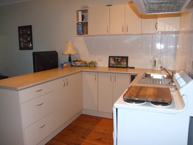 8/23  Burrawan Street, Port Macquarie NSW 2444