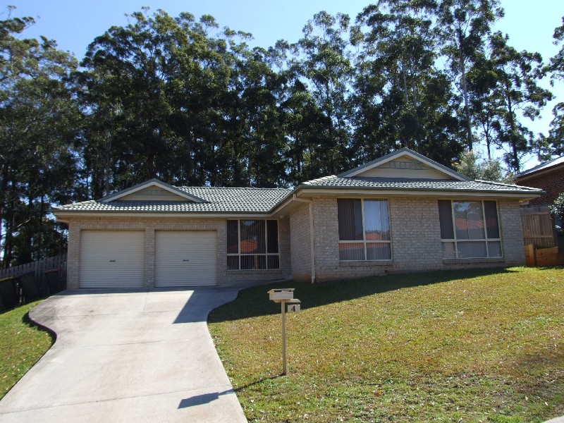 4  Wonga Crescent , Port Macquarie NSW 2444