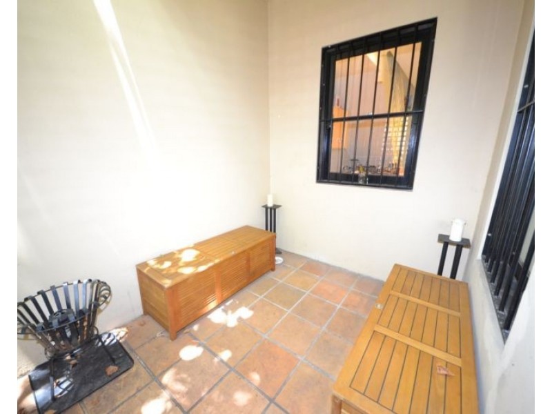 1/173 Cathedral Street, Woolloomooloo NSW 2011