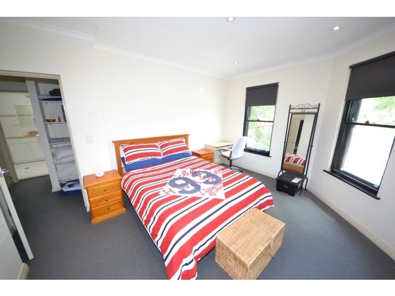 1/175 Cathedral Street, Potts Point NSW 2011
