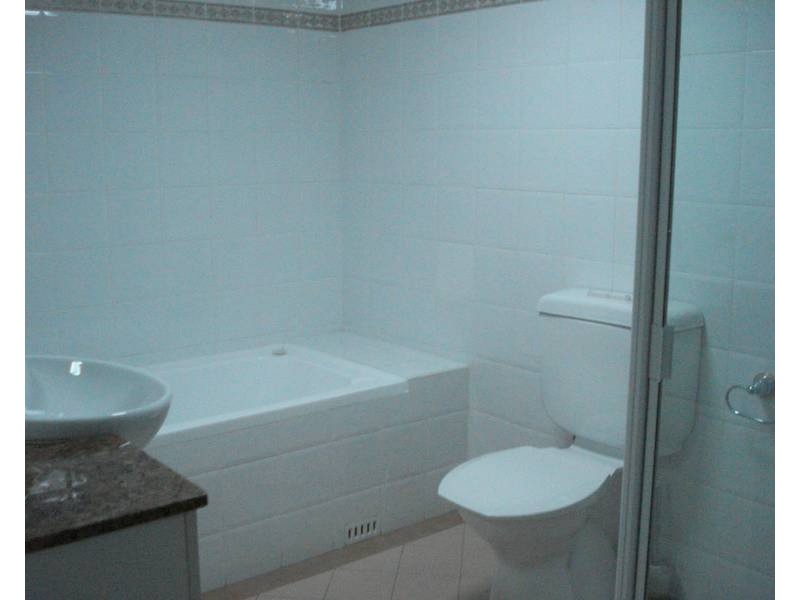 70/2a Hollywood Avenue, Bondi Junction NSW 2022