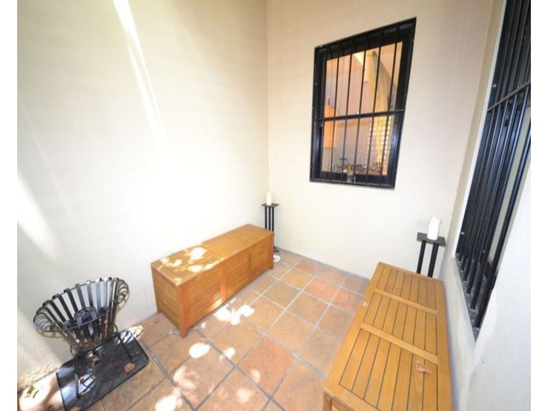 1/173-175 Cathedral Street, Woolloomooloo NSW 2011