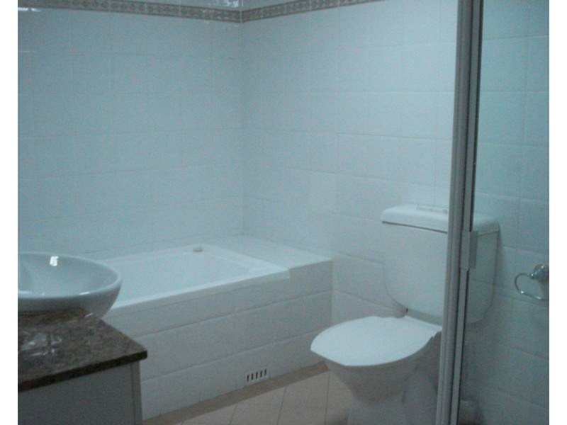 70/2A Hollywood Avenue, Bondi Junction NSW 2022