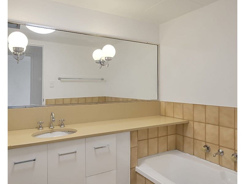 1003/1 Hollywood Avenue, Bondi Junction NSW 2022