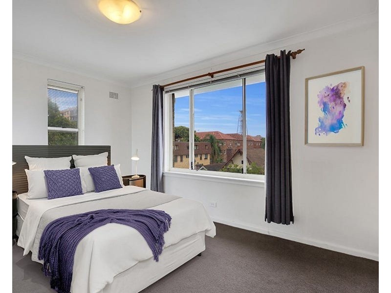 12/18 Llandaff Street, Bondi Junction NSW 2022