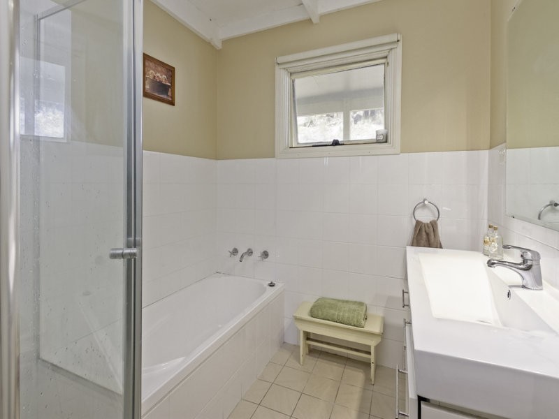 825 River Road, Lower Portland NSW 2756