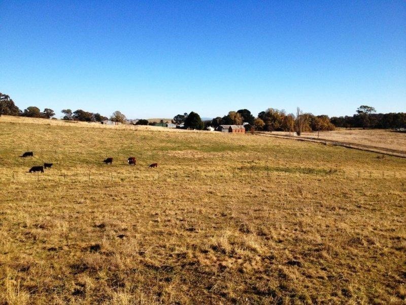 4 Walkom Road, Blayney NSW 2799