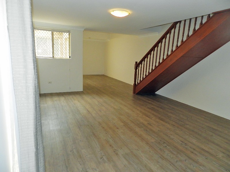 1/7 Alexandria Avenue, Westmead NSW 2145