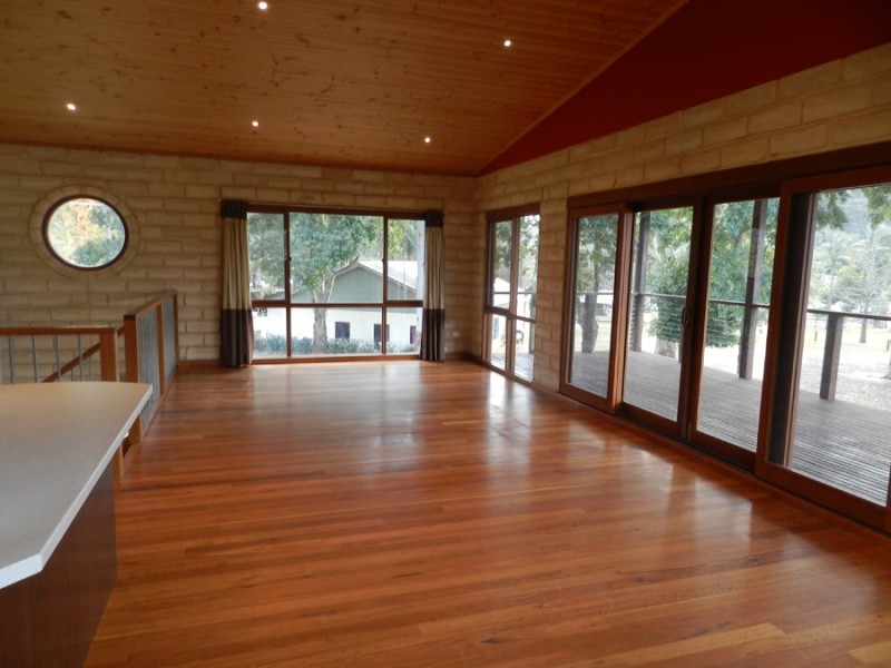 Lower Portland NSW 2756