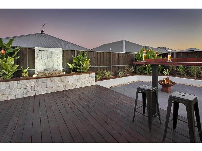 24 Vine Street, Pitt Town NSW 2756