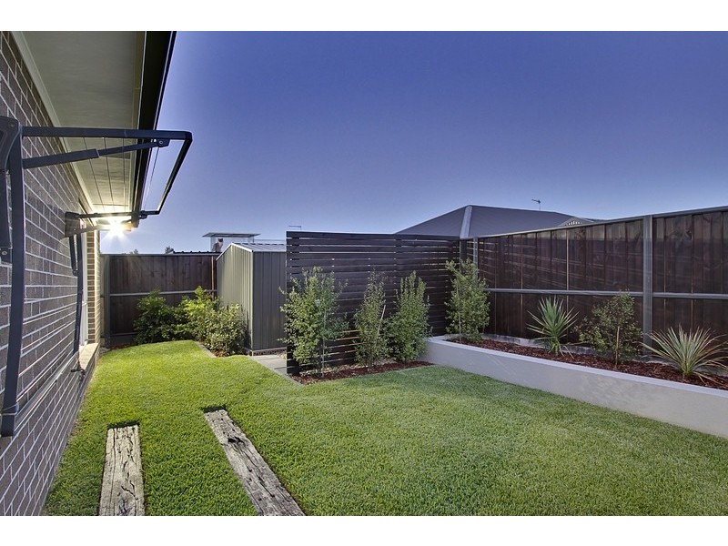 24 Vine Street, Pitt Town NSW 2756