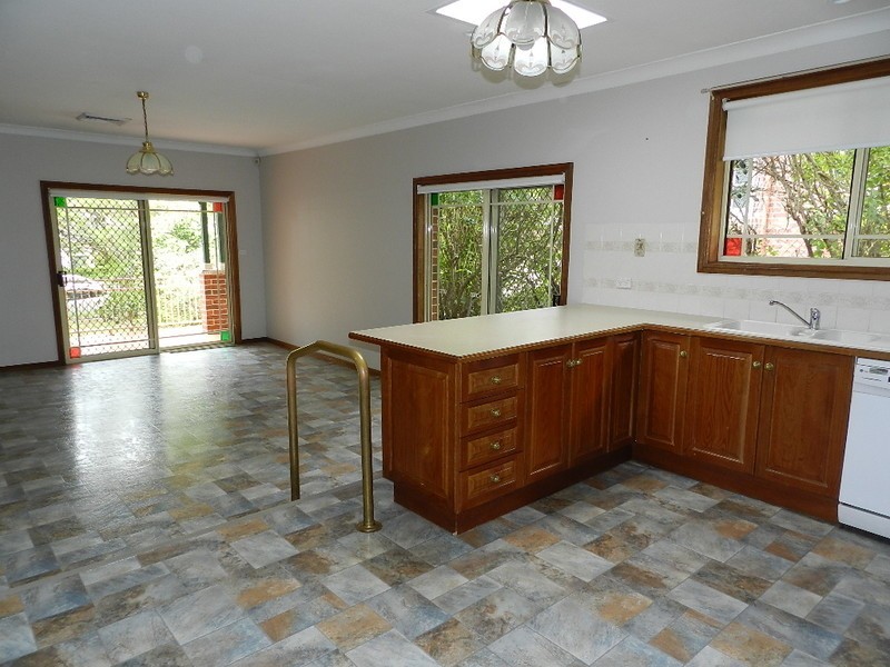 7 Kerrs Road, Castle Hill NSW 2154