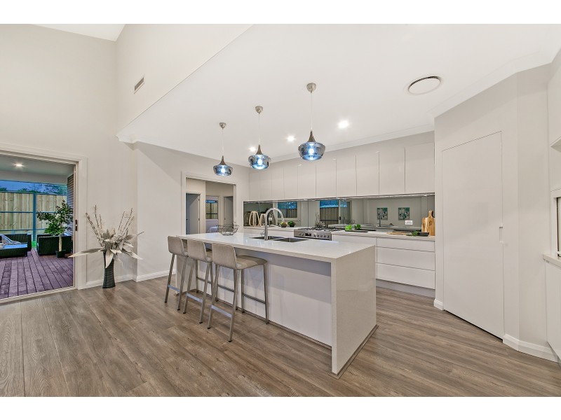 5 Barlow Boulevard, Box Hill NSW 2765