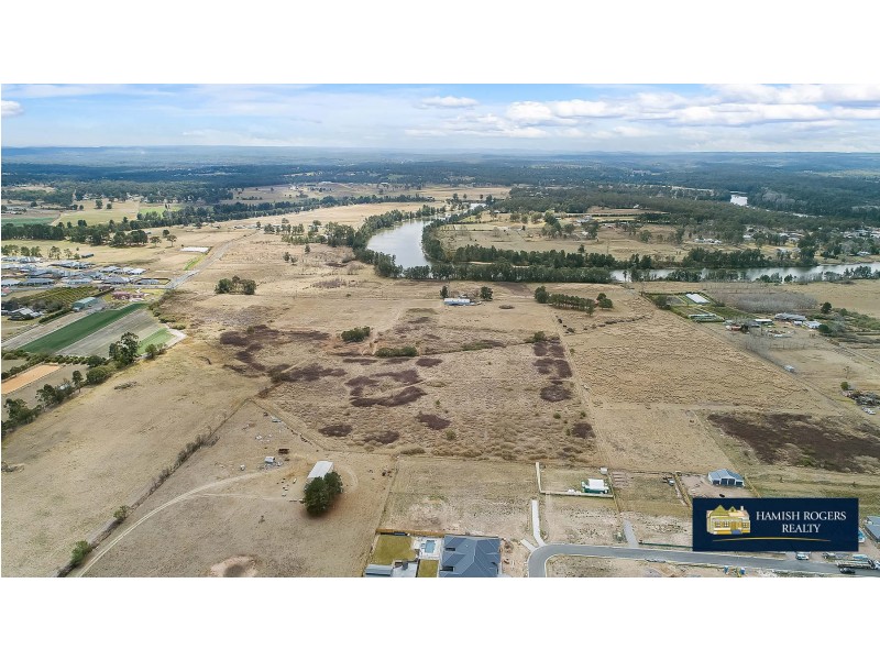 23 Eden Circuit, Pitt Town NSW 2756