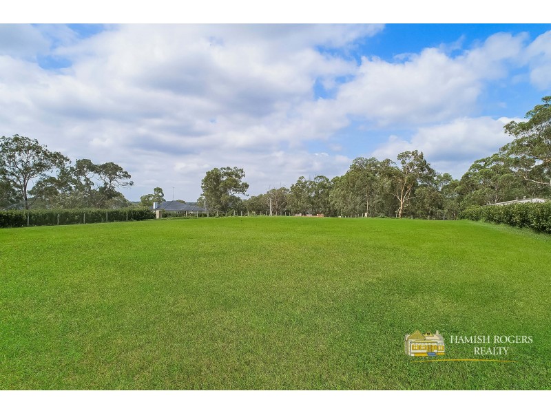 11 Moss Ridge, Sackville North NSW 2756