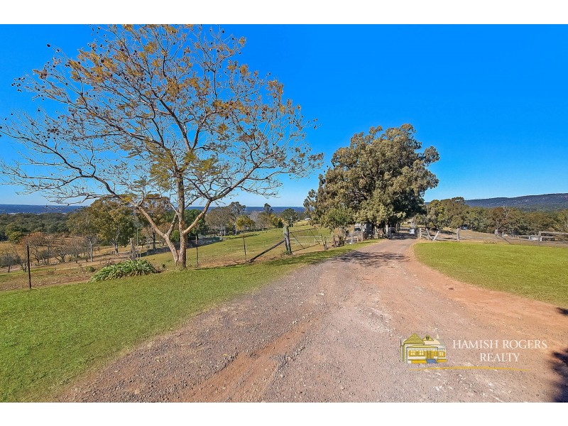 42 Cabbage Tree Road, Grose Vale NSW 2753