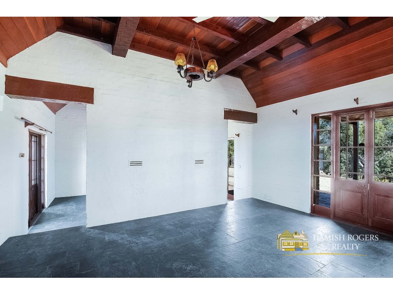 42 Cabbage Tree Road, Grose Vale NSW 2753