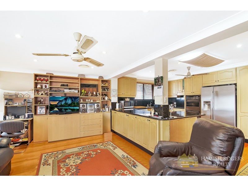 25 Hammers Road, Northmead NSW 2152