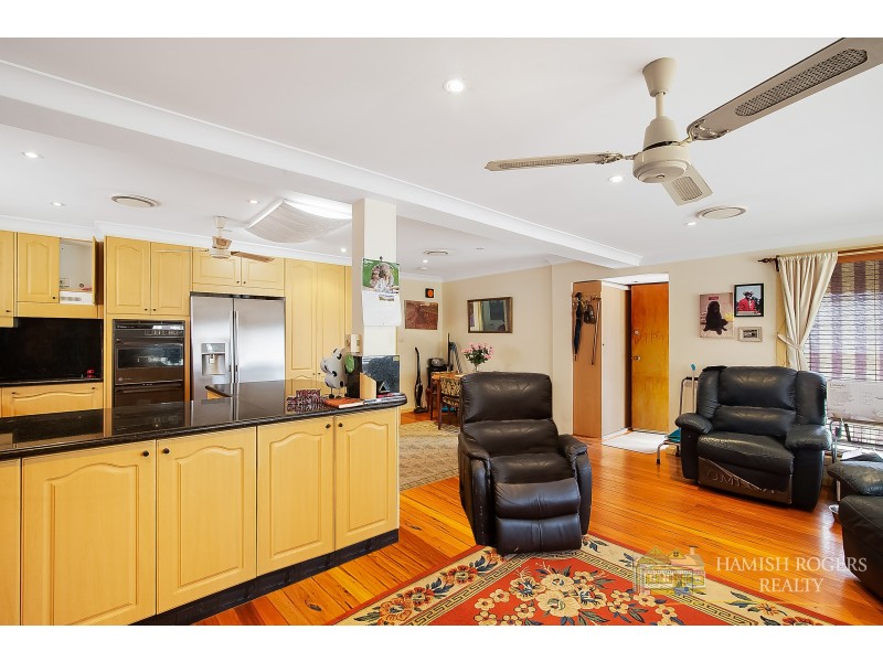 25 Hammers Road, Northmead NSW 2152