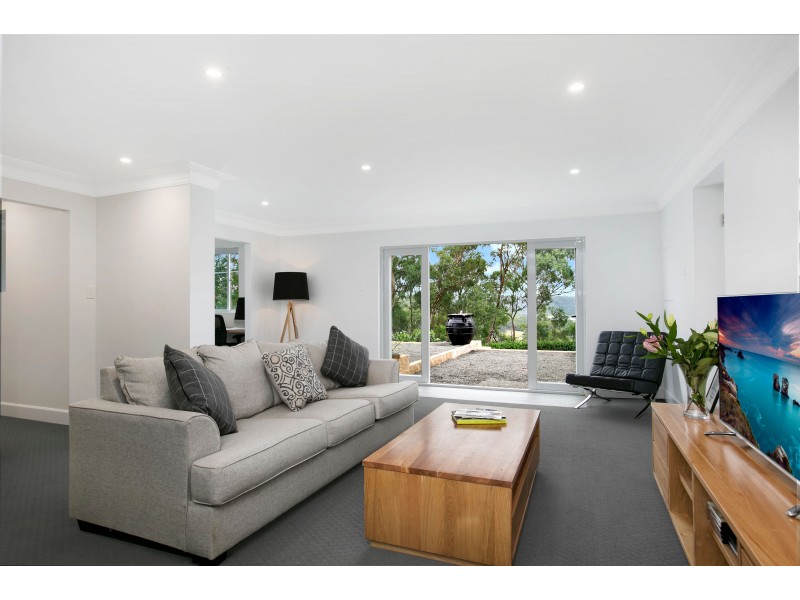 15 Moss Ridge, Sackville North NSW 2756