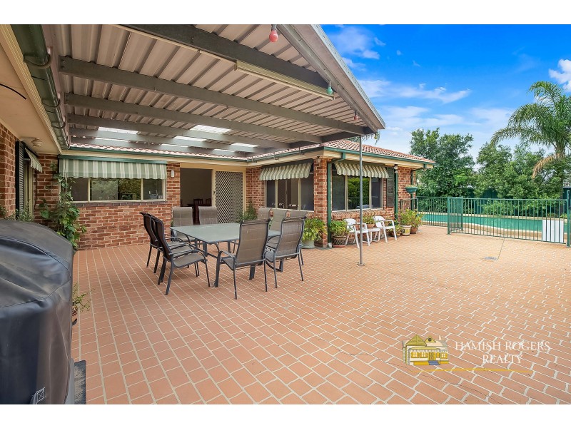 3 Winnifred Road, Mcgraths Hill NSW 2756