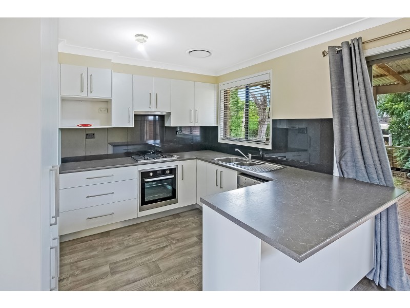 3 Griffiths Road, Mcgraths Hill NSW 2756