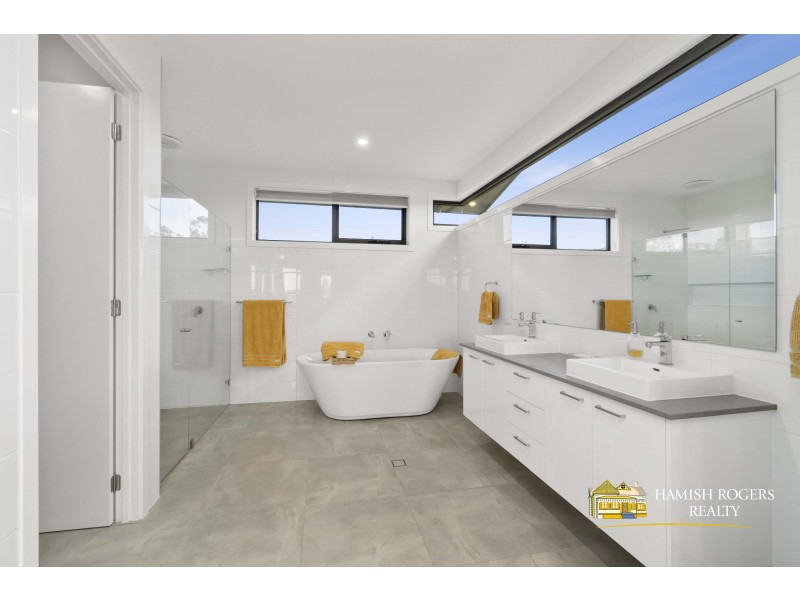 17 Wianamatta Circuit, Cattai NSW 2756