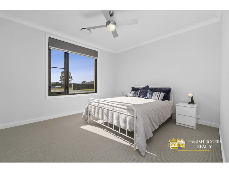 17 Wianamatta Circuit, Cattai NSW 2756