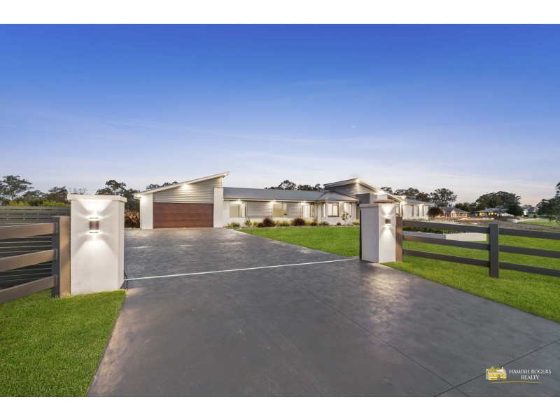 17 Wianamatta Circuit, Cattai NSW 2756